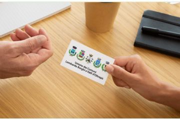 Tessere nuovi cassonetti rifiuti